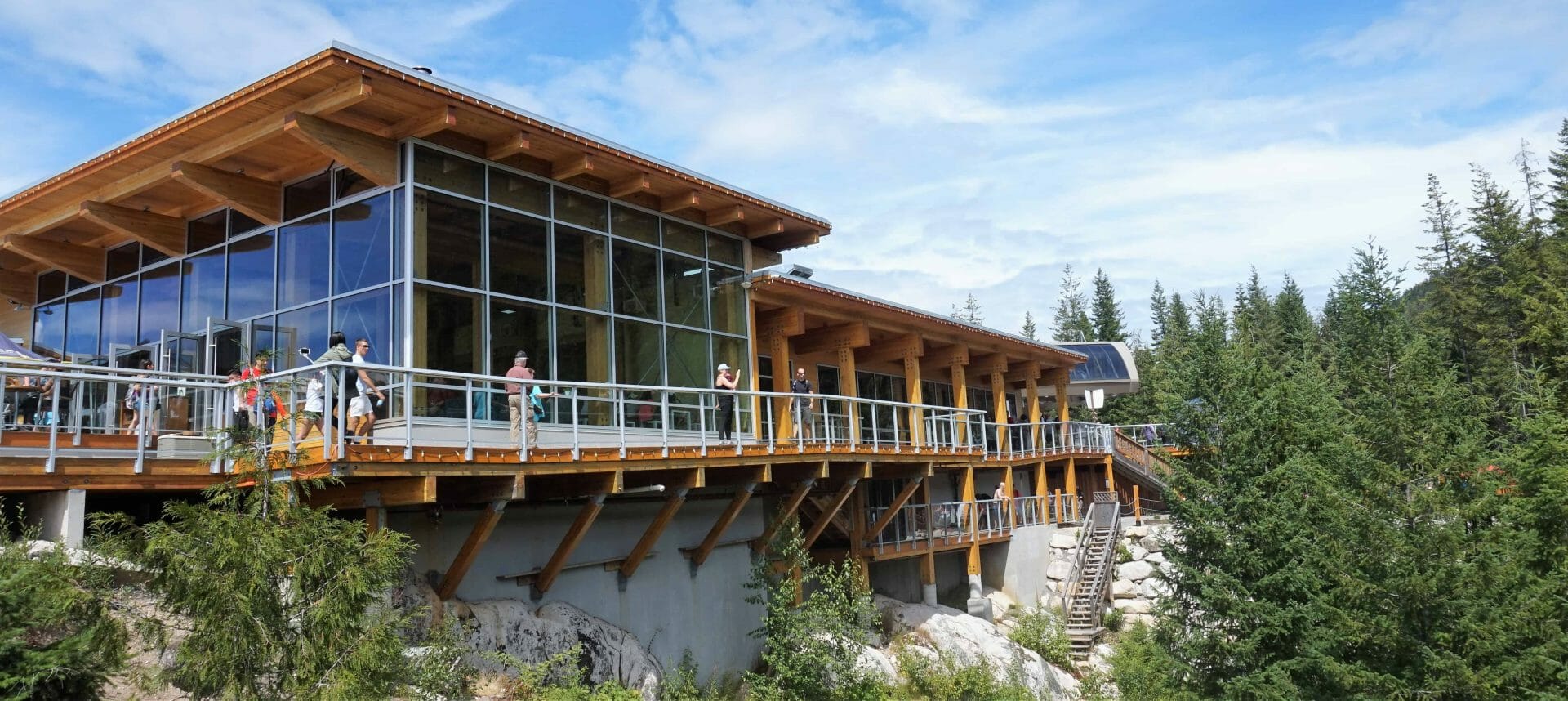 Lodge at the top of the Sea to Sky Gondola