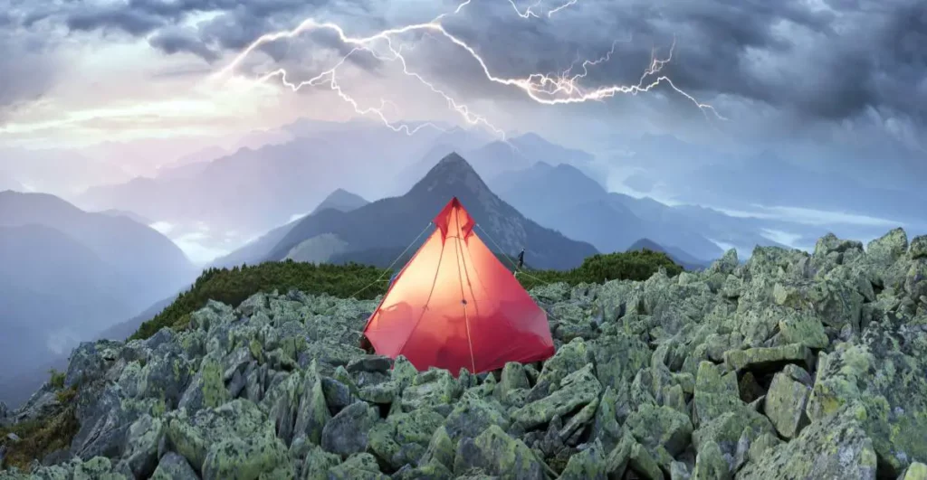 Thunderstorm-camping